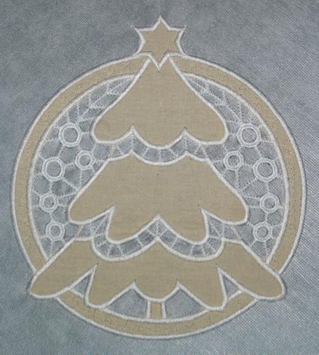 Cutwork Christmas Tree image 4