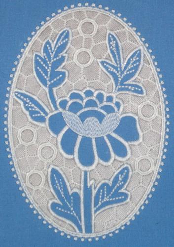 Cutwork Oval Set image 6