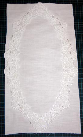 Freestanding Applique Lace Primrose Border image 7