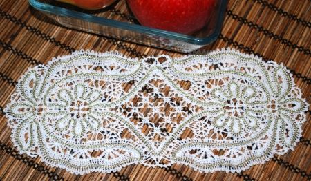 Freestanding Battenberg Lace Sunflower Doily image 1