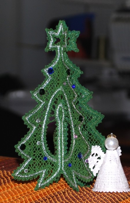 FSL Battenberg Lace Christmas Tree Ornament image 1