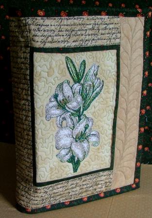 Quilted Bible Cover with Embroidery image 18