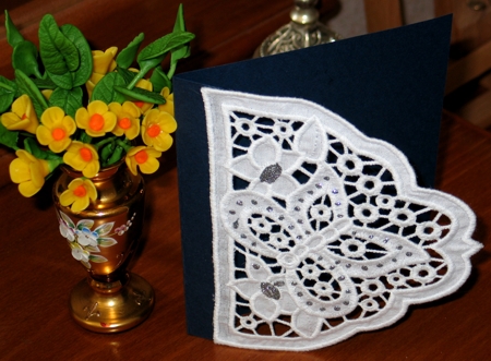 Cutwork Lace Butterfly Corner image 7