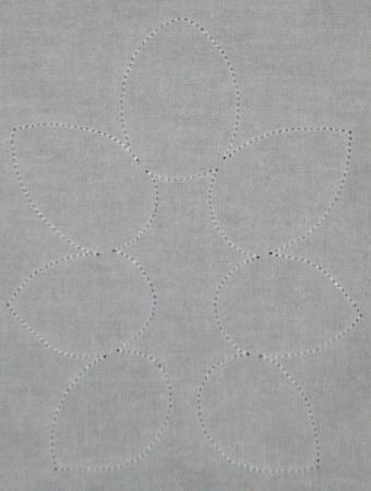 Fleur de Marguerite Cutwork Doily image 3