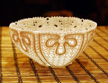 FSL Battenberg Snowflake Bowl Set image 1