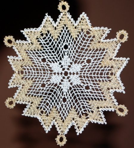 Freestanding Bobbin Lace Snowflake image 2