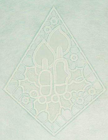 Cutwork Lace Candle II image 5