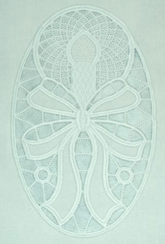 Cutwork Lace Candle image 4
