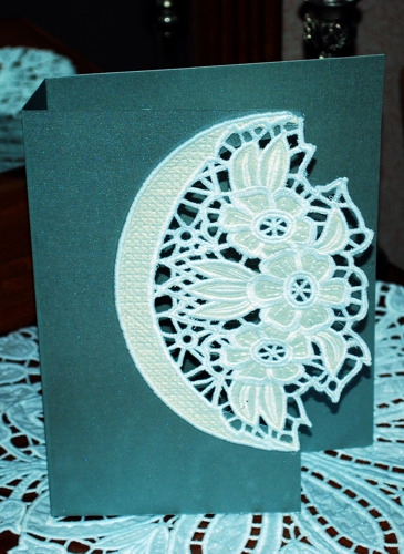 Cutwork Flower Border image 6