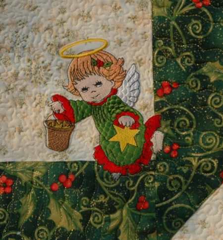 Angel Wreath Wall Quilt image 2