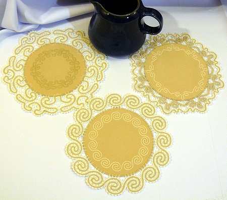 Freestanding Battenberg Applique Lace Doilies image 1