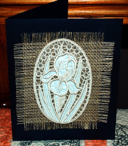 Cutwork Lace Iris in Oval Frame image 11