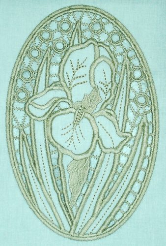 Cutwork Lace Iris in Oval Frame image 4