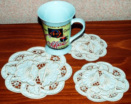 Cutwork Poppy Doily image 7