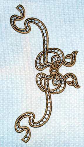 Cutwork Ribbon And Bow Motif image 4