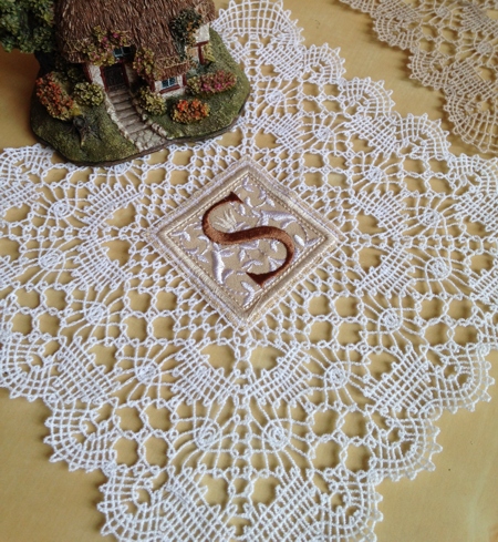 Freestanding Bobbin Lace Doily with Fabric Insert image 2