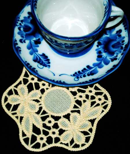 FSL Point Lace Flower Doily image 3