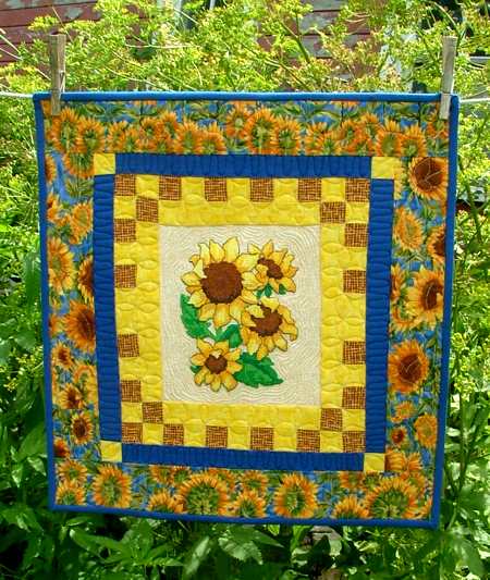 Quilted Sunflower Wall Hanging image 1