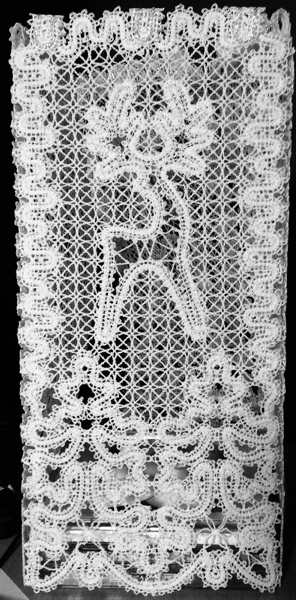 Freestanding Battenberg Lace Window Panel image 6