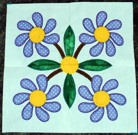 Daisy Applique Quilt Block image 19