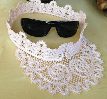 Freestanding Battenberg Lace Visor for 5" x 7" Hoop image 1