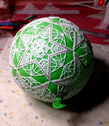 Freestanding Battenberg Lace Christmas Ball Ornaments image 6