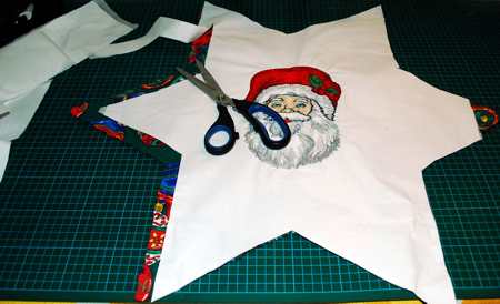 Star with Santa Wall Quilt or Table Topper image 14