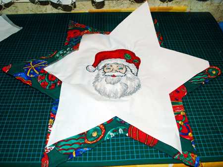 Star with Santa Wall Quilt or Table Topper image 15