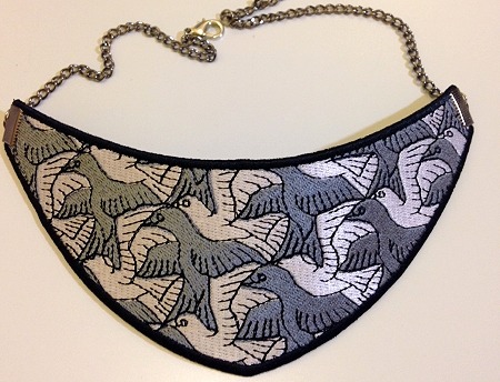 Birds Gorget Collar in the Hoop image 9