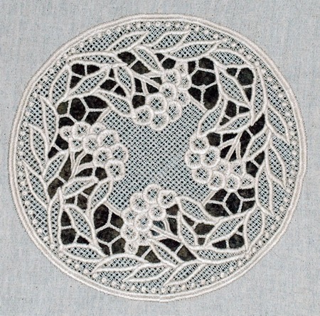 Freestanding Ash Berry Doily or Insert image 6