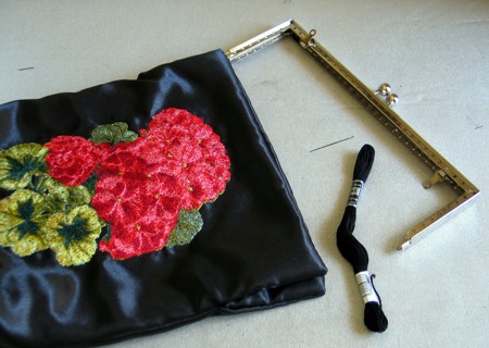 Cosmetic or Jewelry Purse with Flower Embroidery image 10