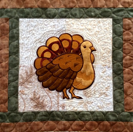 Thanksgiving Dinner Quilted Table Set image 5