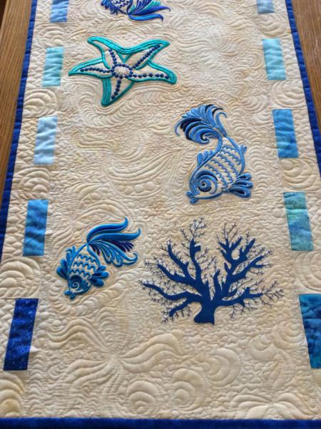 Coral Reef Tablerunner image 3