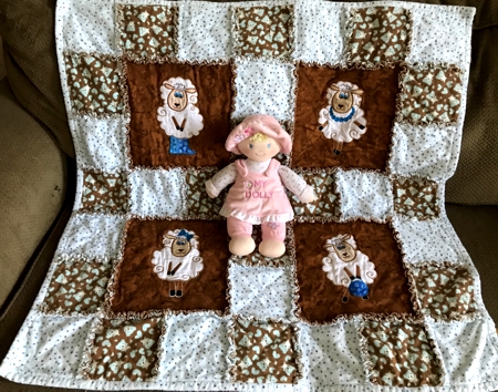 Frayed-Edge Bady Quilt with applique image 1