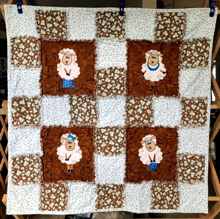 Frayed-Edge Bady Quilt with applique image 2