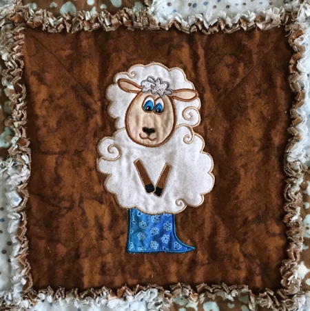 Frayed-Edge Bady Quilt with applique image 11