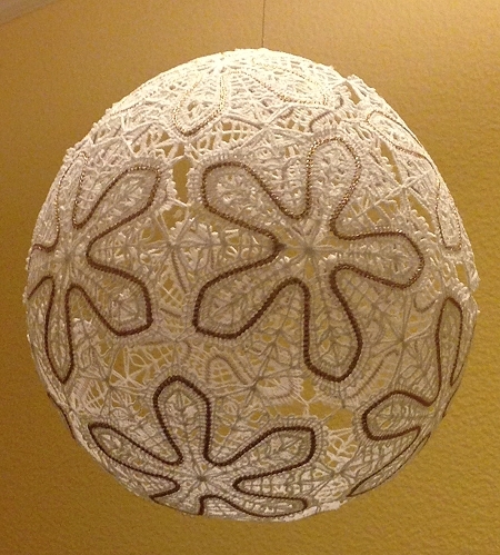 Freestanding Battenberg Lace Christmas Ball image 5