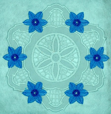 Cutwork Lace Daffodil Doily image 5