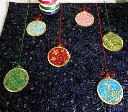 Applique Christmas Balls image 5