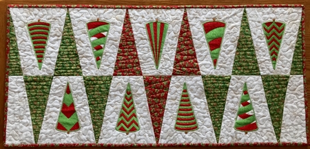 Christmas Tree Quiled Table Runner image 9
