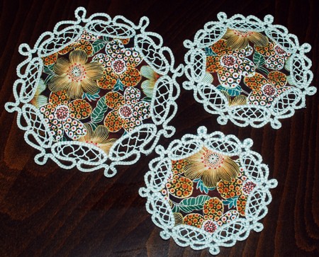 Freestanding Point Applique Lace Doily image 2