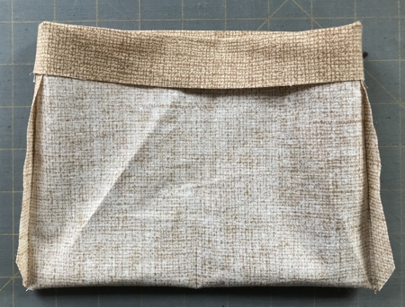 Lining with folded back upper edge.