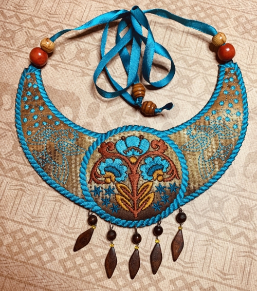 Folk Art Godget Necklace in the hoop image 1