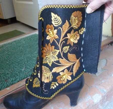 Embroidered Gaiters-in-the-Hoop image 8