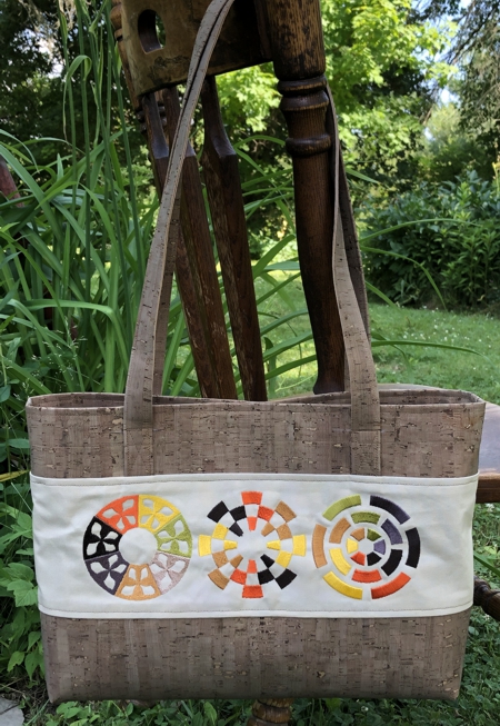 Geometric Circles Bag - back view.