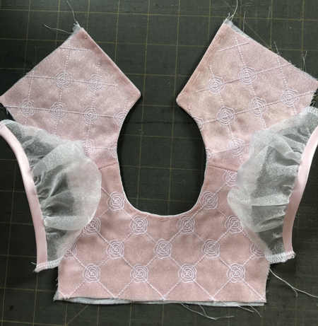 Bodice with the sleeves attached. Right side.