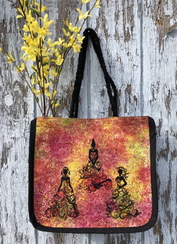 Quilted tote bag with the embroidery of 3 ladies in spring gowns