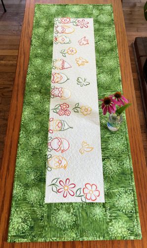 Finished quilted tablerunner with gnomes embroidery