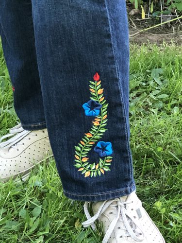 Jeans embroidered with the designs from Morning