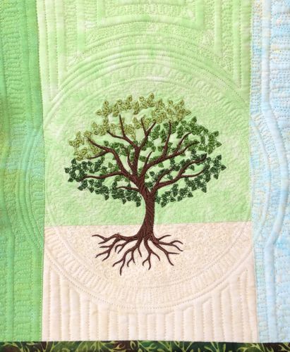 Small quilts with tree embroidery - Advanced Embroidery Designs